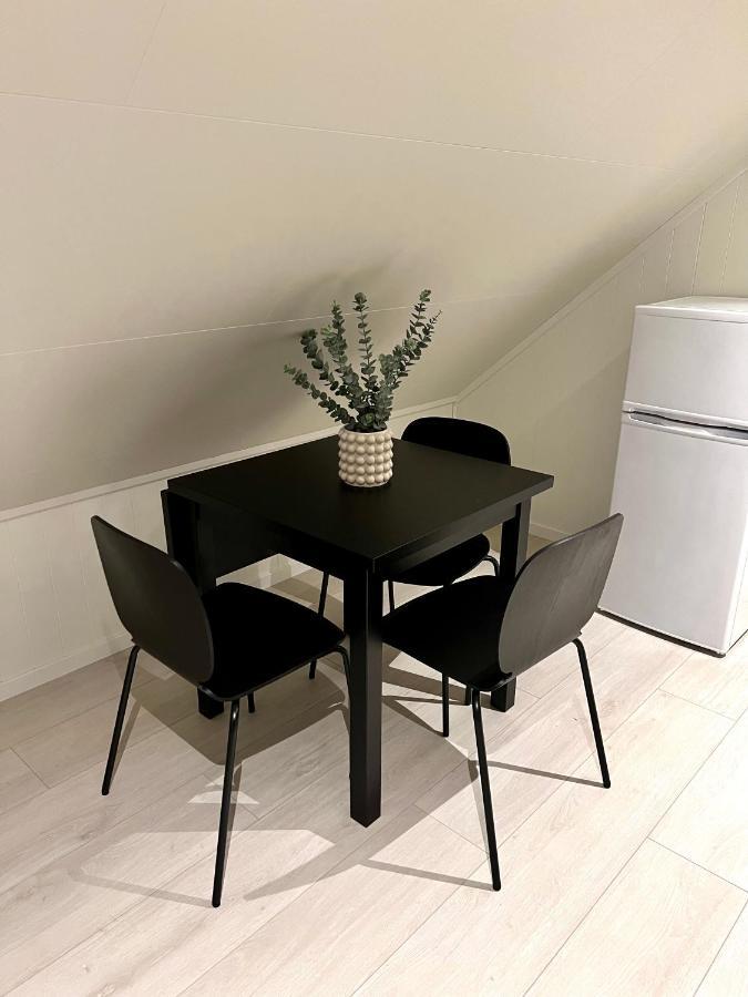 Ny Og Moderne 2-Roms Leilighet Bodø Esterno foto